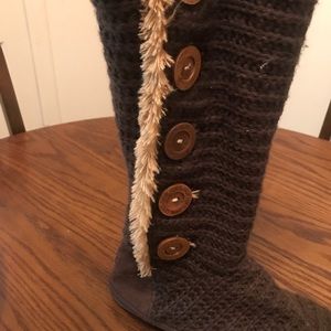 Muk Luks tall button knit boots size 8
